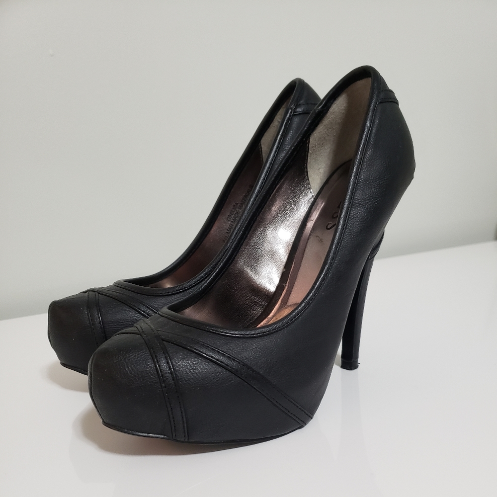 Guess High Heels! 7.5